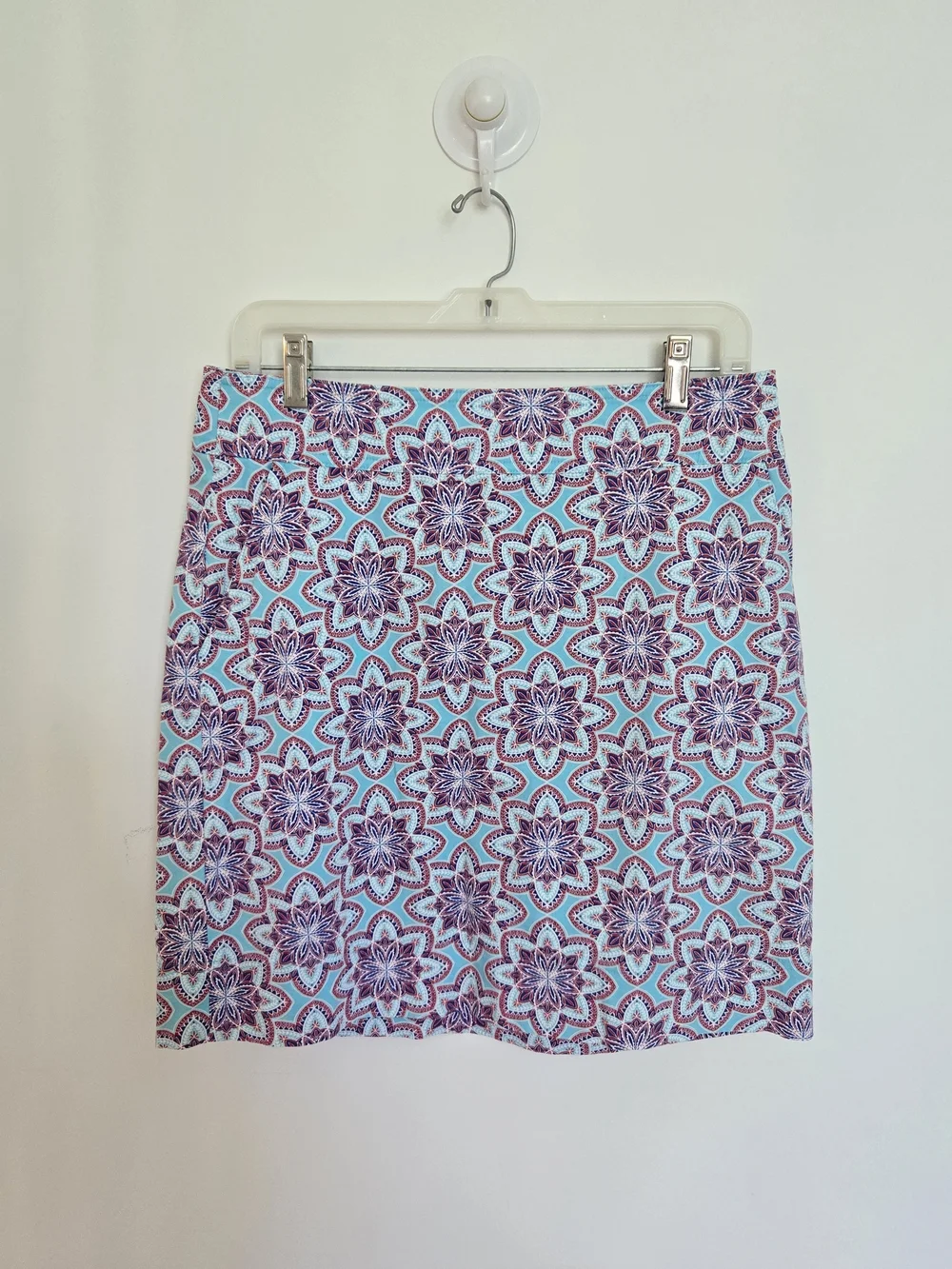Talbots Purple Floral Tile / Mandala Print Mini Skirt on Light Blue Size - 6P